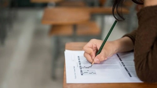 How to Score Better in General Awareness Questions in Competitive Exams