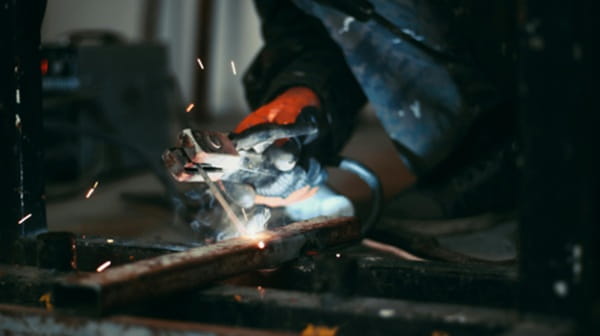 How to Choose the Best Cast Iron Welding Electrode for Industrial Repairs